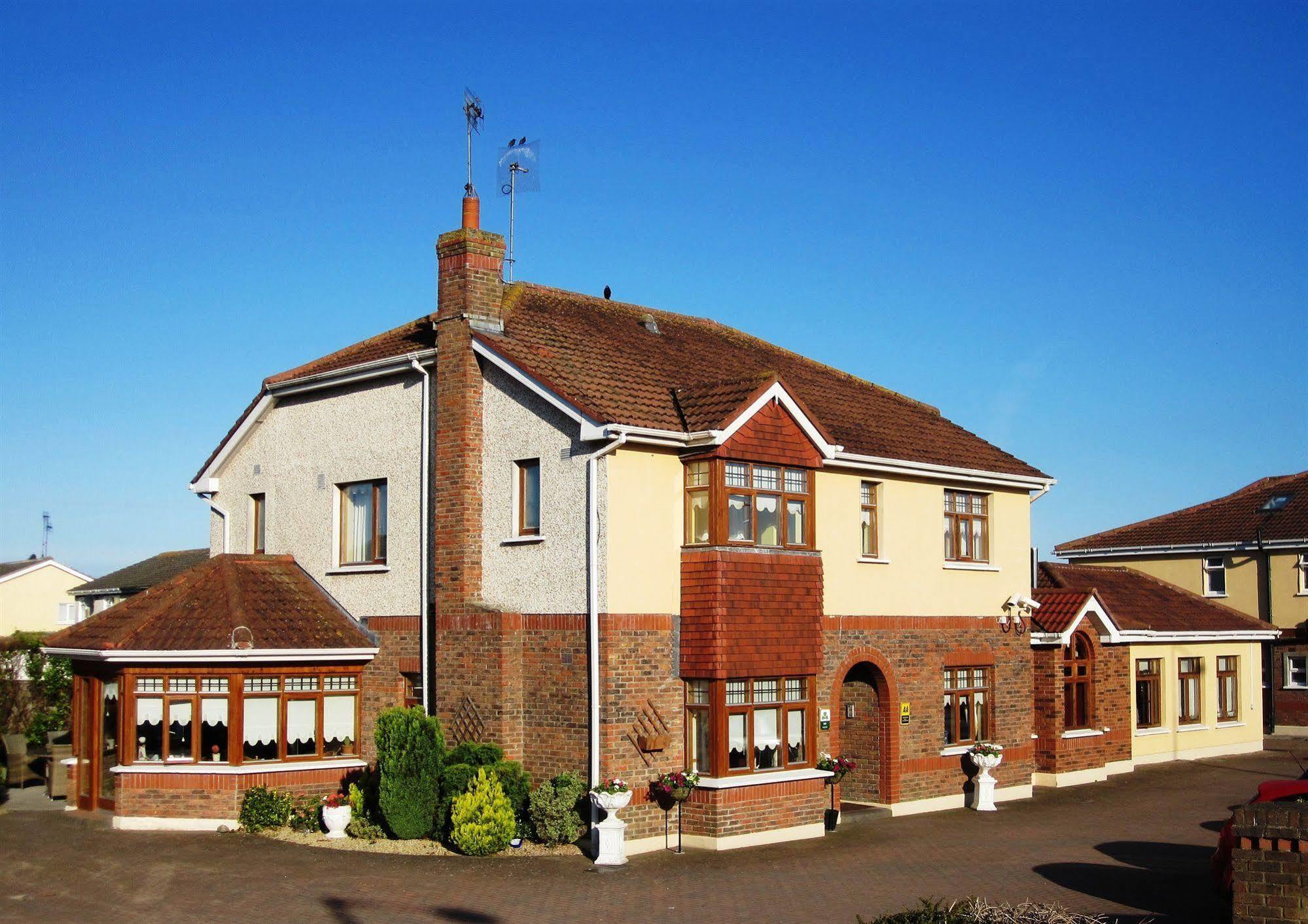 Windsor Lodge B&B Дроэда Экстерьер фото